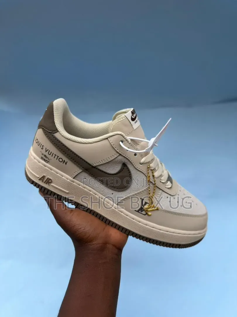 Nike Air Force