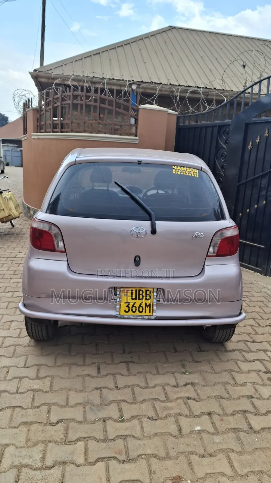 Toyota Vitz 2001 Pink