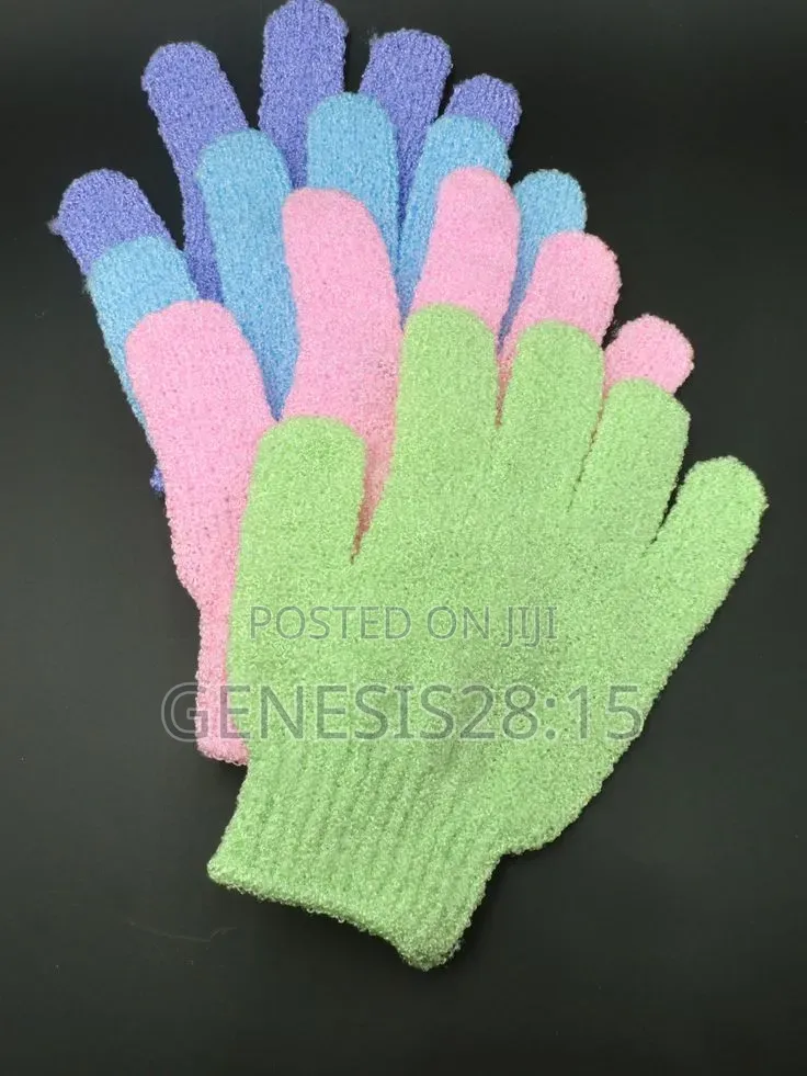 Body Scrubbing Gloves