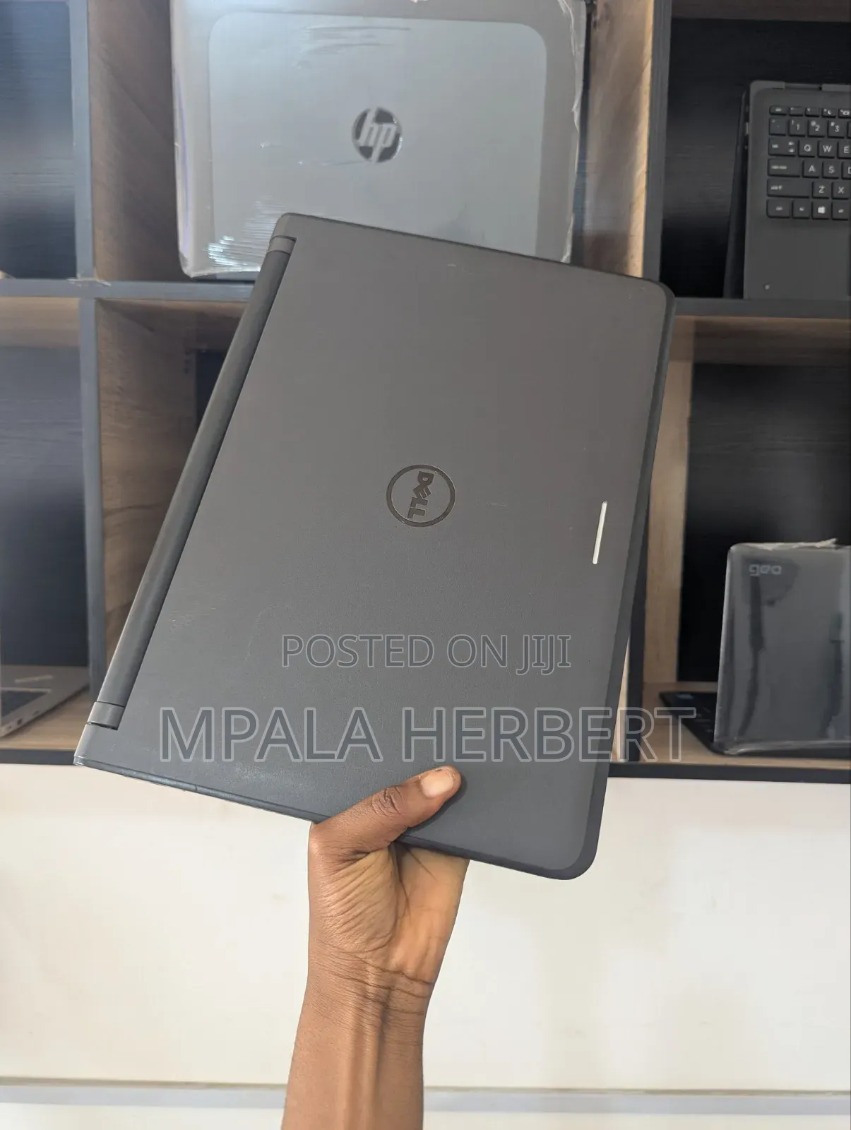New Laptop Dell Latitude 13 3340 8GB Intel Core i3 HDD 500GB
