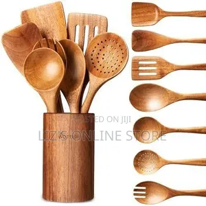 8-Piece Wooden Kitchen Utensil Set Made of Natural Solid Wood