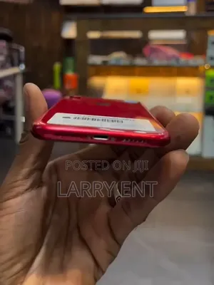Apple iPhone XR 64 GB Red