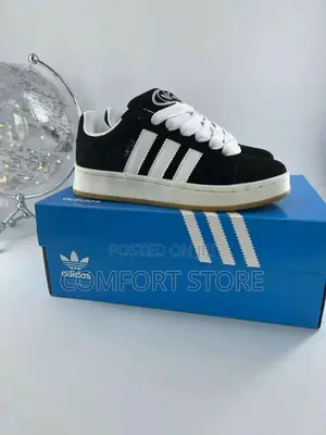 Unisex New Fashion Adidas Sneakers in Black and White Stripes