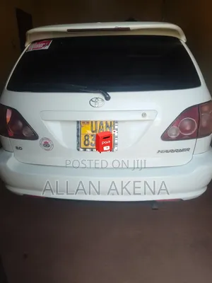 Toyota Harrier 2000 Off white