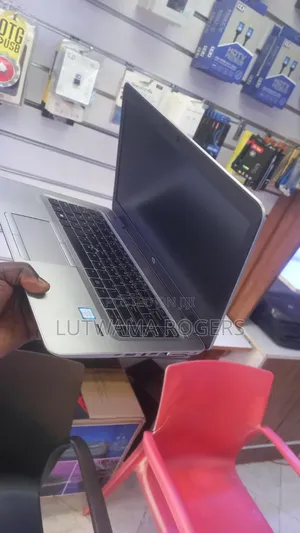 Laptop HP EliteBook 1040 G6 8GB Intel Core i5 SSD 256GB