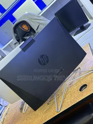New HP 200 G4 All-in-One 8GB Intel Core i3 SSHD (Hybrid) 512GB