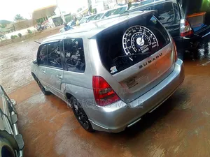 Subaru Forester 2004 Silver