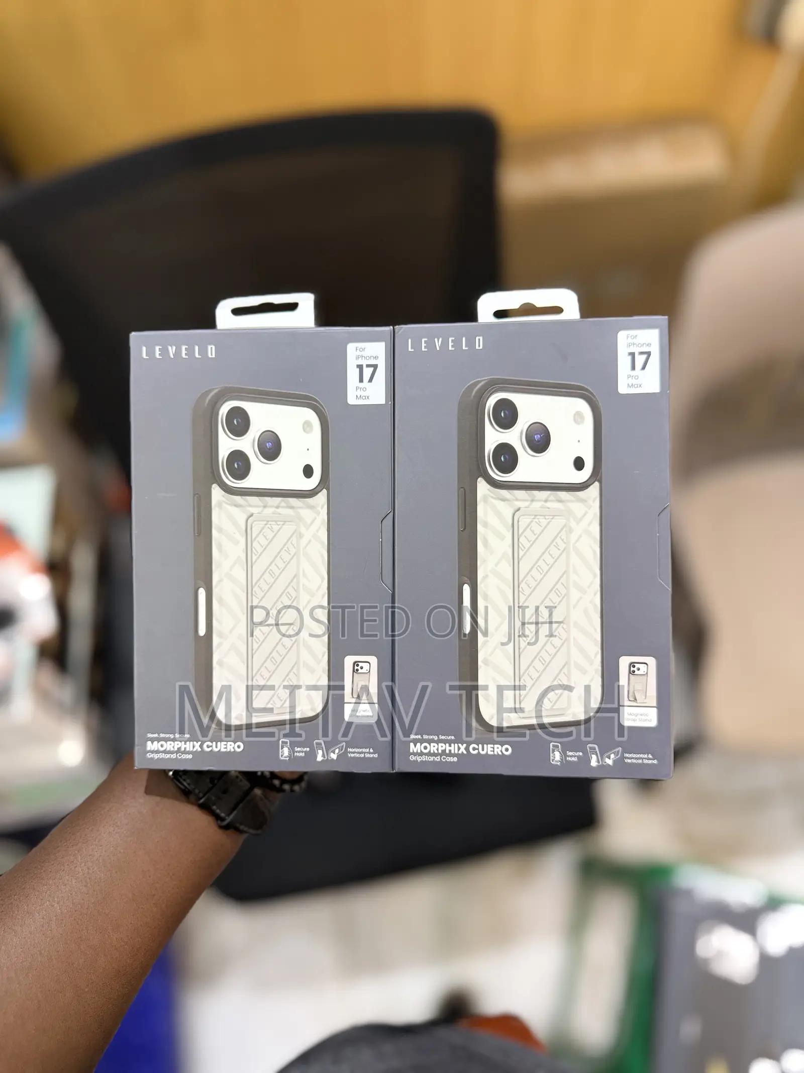 Levelo Morphix Cuero iPhone 17 Pro and Pro Max