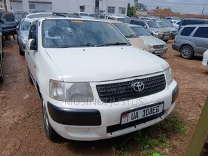 Toyota Succeed 2010 White