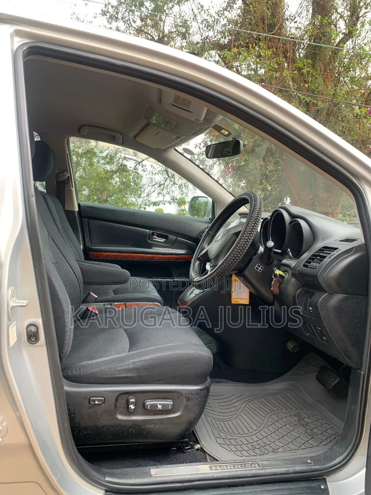 Toyota Harrier 2009 Silver