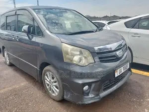 Toyota Noah 2011 Matt Black
