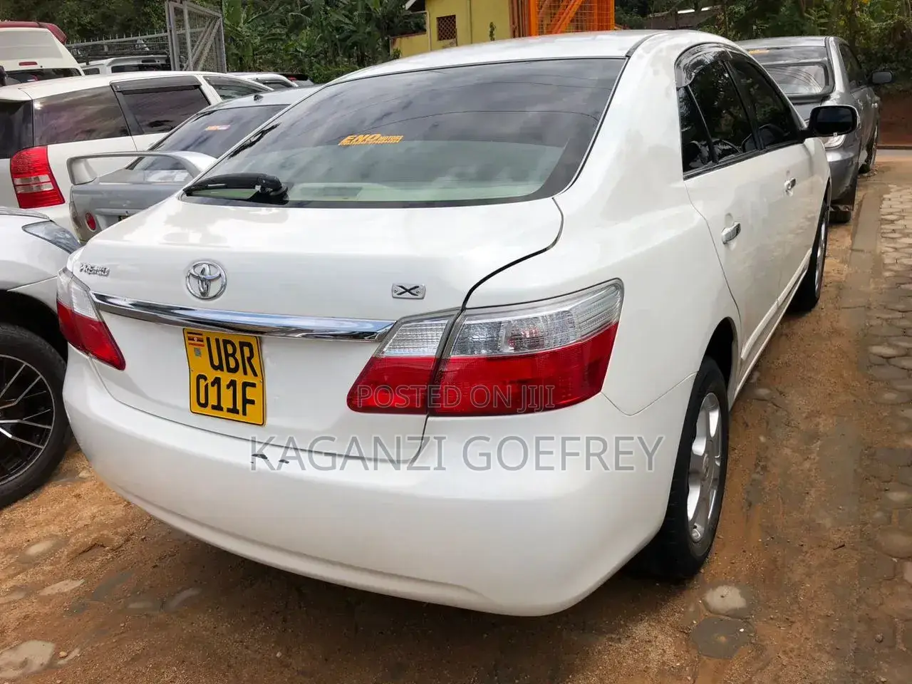Toyota Premio 2011 White