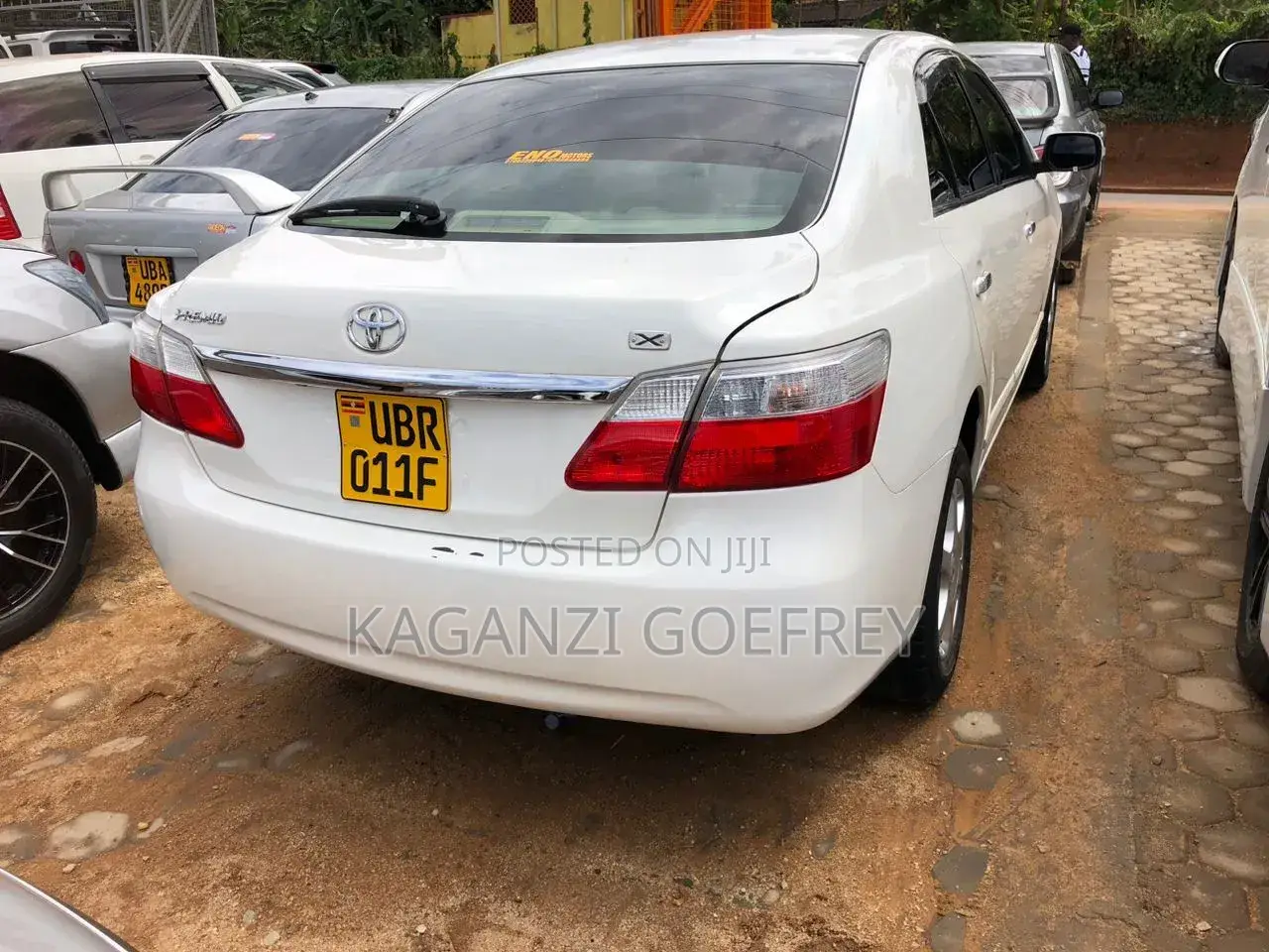 Toyota Premio 2011 White