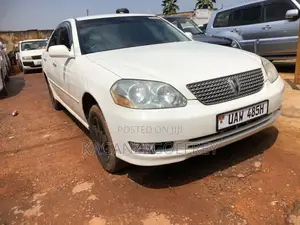 Toyota Mark II 2000 White