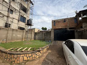 Furnished 2bdrm House in Central Division for sale