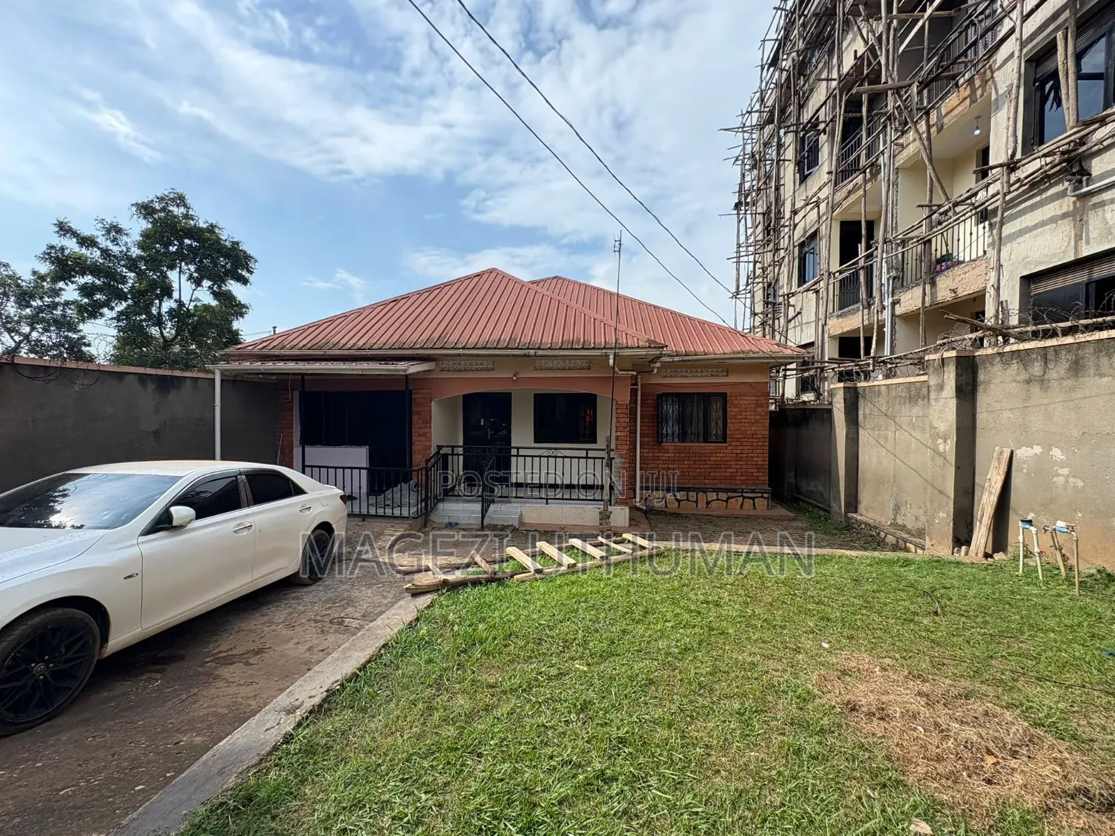 Furnished 2bdrm House in Central Division for sale