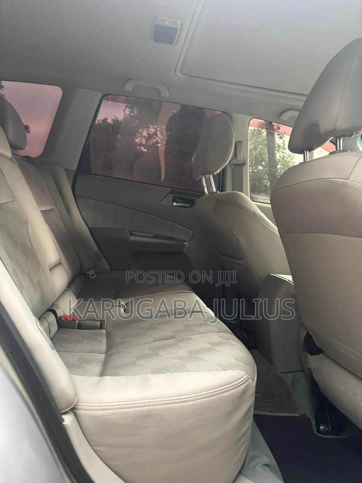 Subaru Forester 2010 Silver