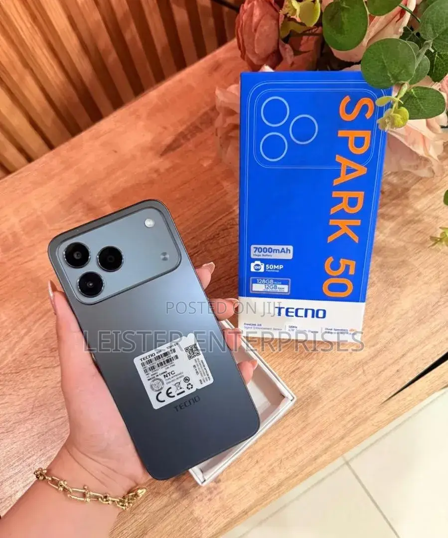 New Tecno Spark 50 128 GB Black