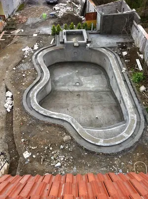 Denis Swimming Pools