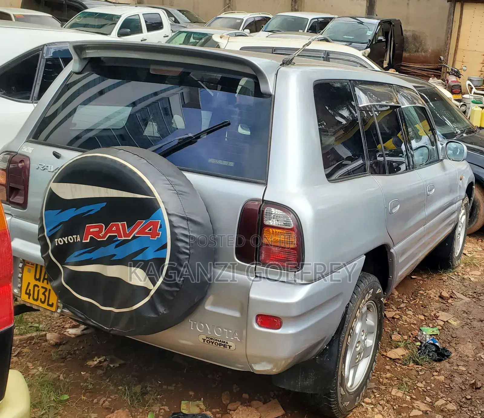 Toyota RAV4 1997 Silver