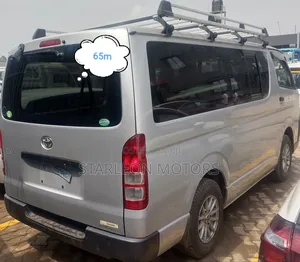 Toyota Grand HiAce 2013 Silver