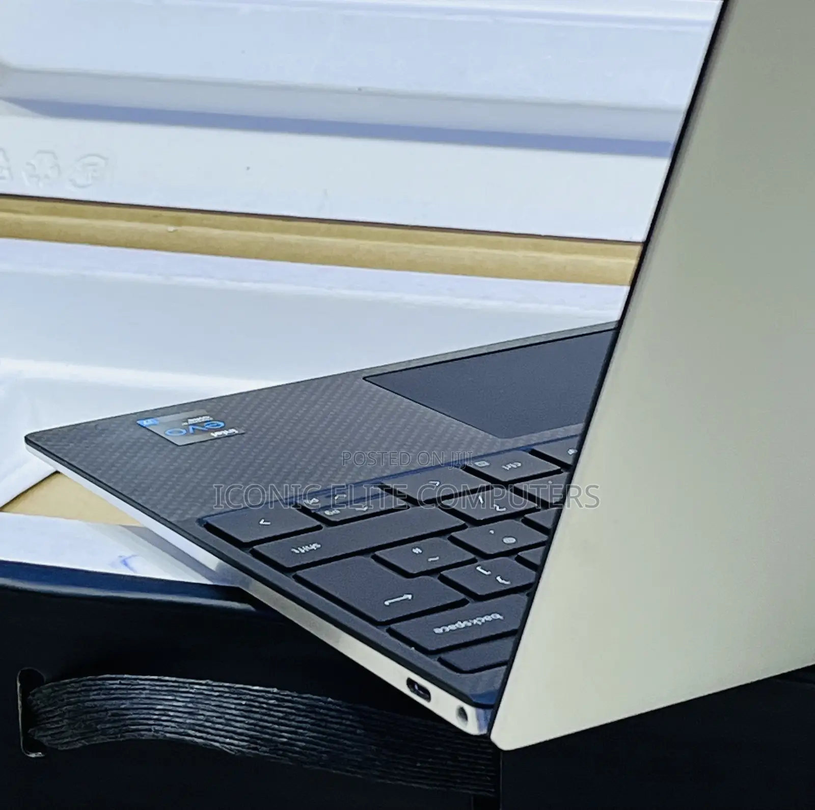 New Laptop Dell XPS 13 9310 16GB Intel Core i7 SSD 512GB