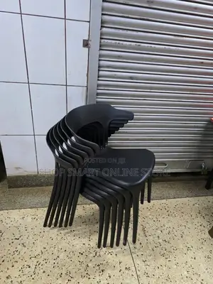 Stackable Bowfoot Plastic Chairs Plastic Chairs