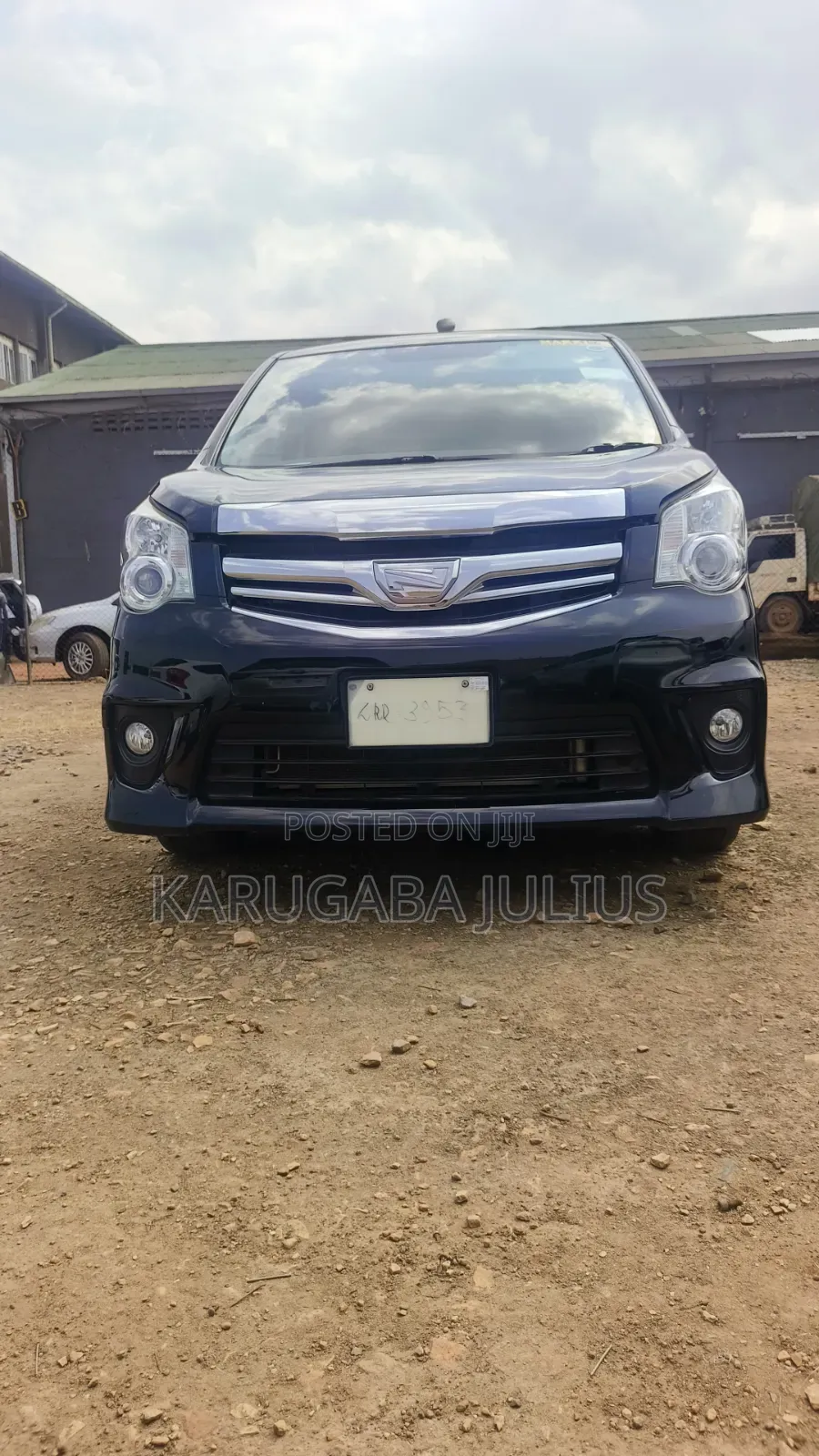 Toyota Noah 2013 Black