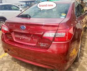 Subaru Legacy 2017 Red