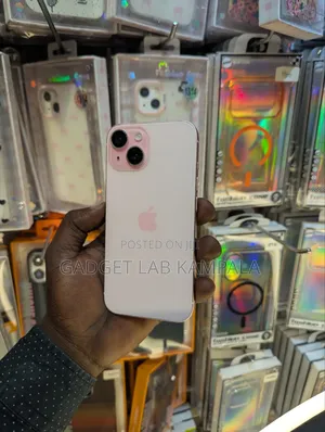 Apple iPhone 15 128 GB Pink