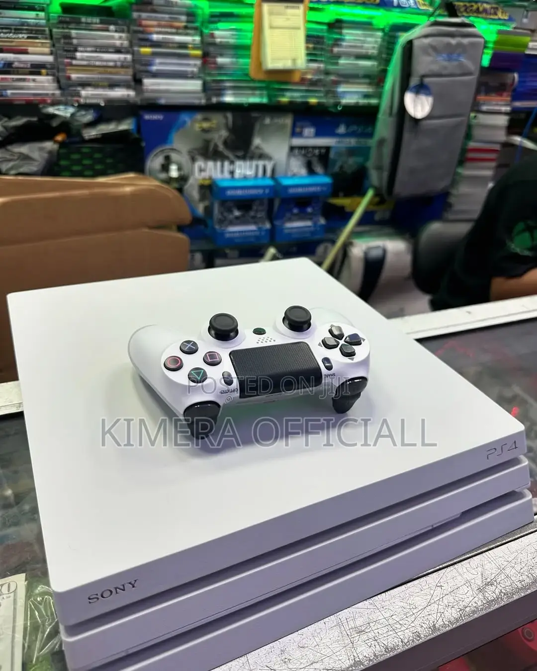 Ps4 Pro Gaming Bundle, 2 Controllers and Many Games