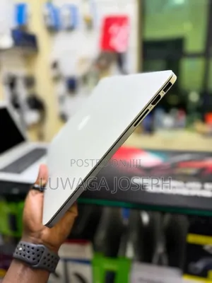 Laptop Apple MacBook Pro 2015 16GB Intel Core i7 SSD 256GB