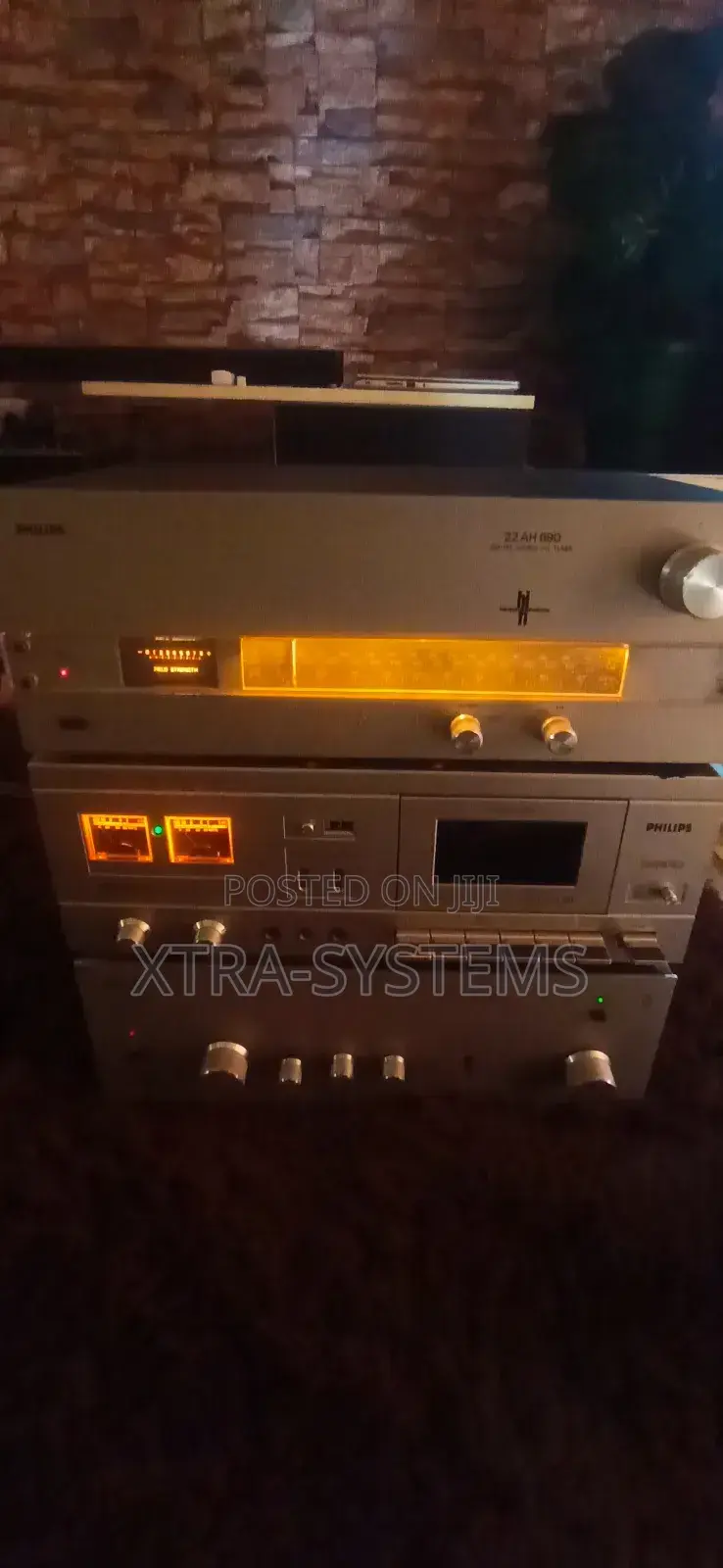 Vintage Philips Hi-Fi Stereo System With Amplifier Cassette Deck.