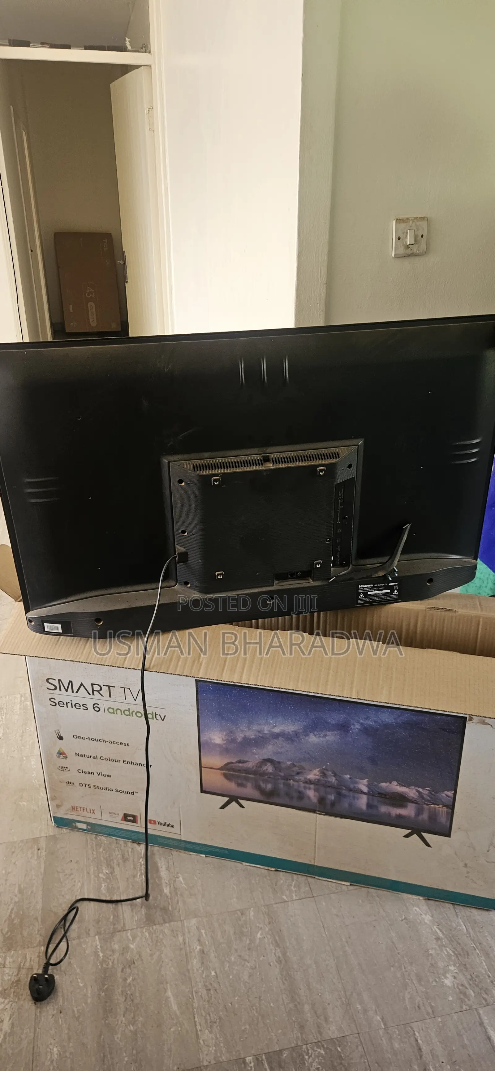 "Broken Screen Hisense 43-Inch Smart Tv for Spare Parts."