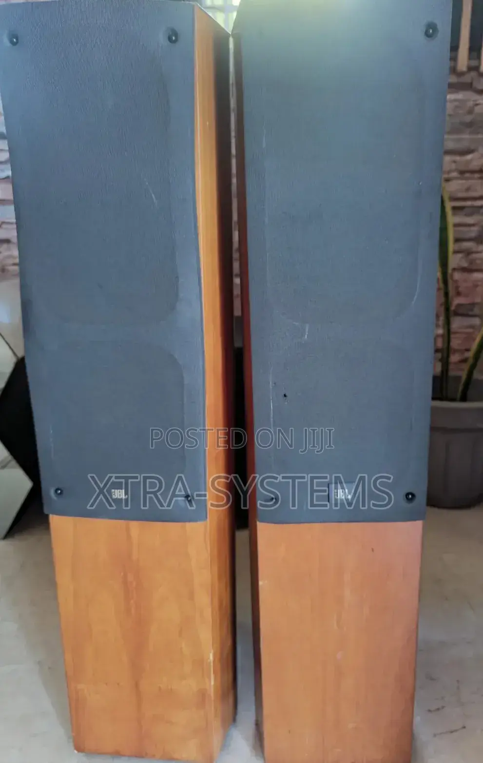 JBL Xti60 High-End Floor Standing Speakers - Made in Denmark.