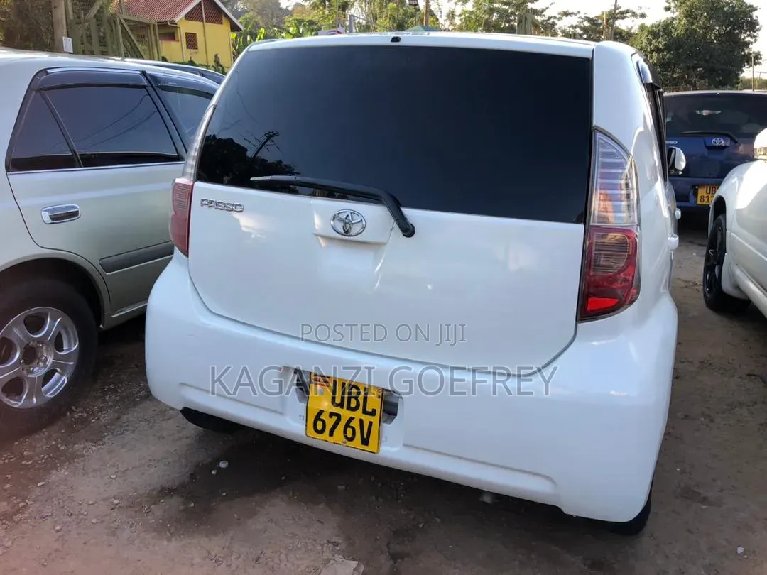 Toyota Passo 2006 White