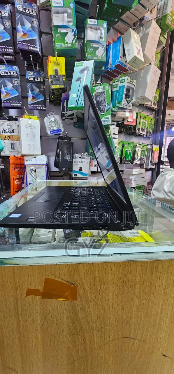 Laptop Dell Latitude 7280 8GB Intel Core i7 SSD 256GB