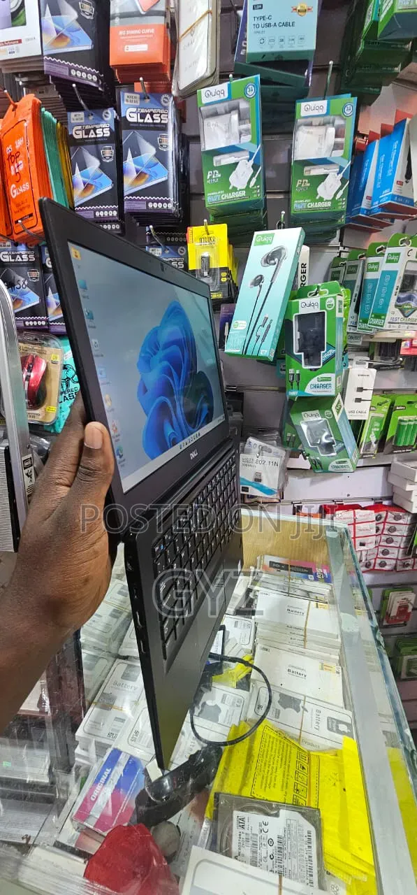Laptop Dell Latitude 7280 8GB Intel Core i7 SSD 256GB