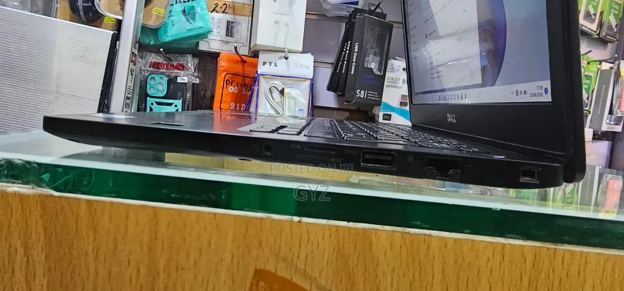 Laptop Dell Latitude 7280 8GB Intel Core i7 SSD 256GB