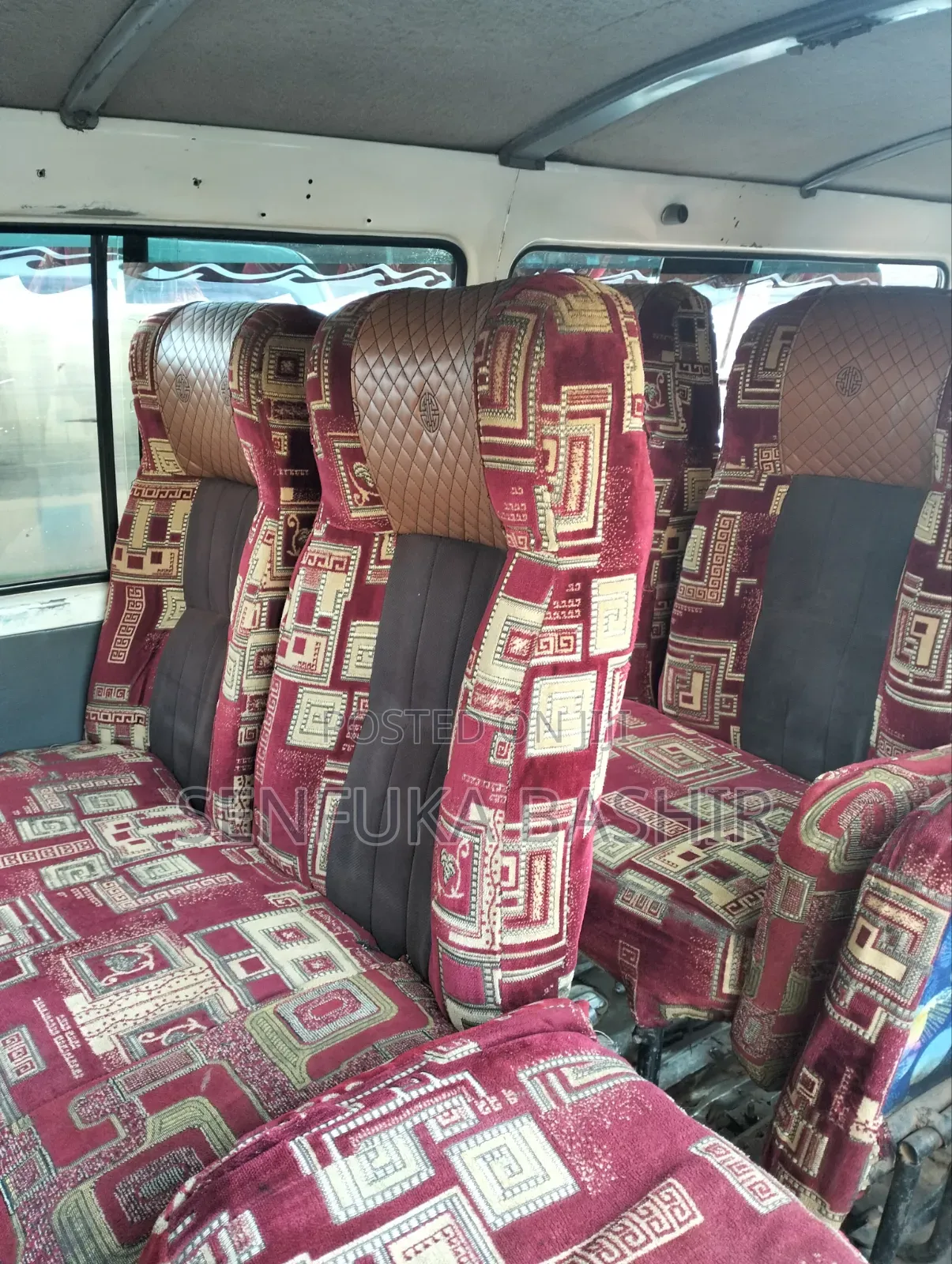 Toyota Grand HiAce 2000 White