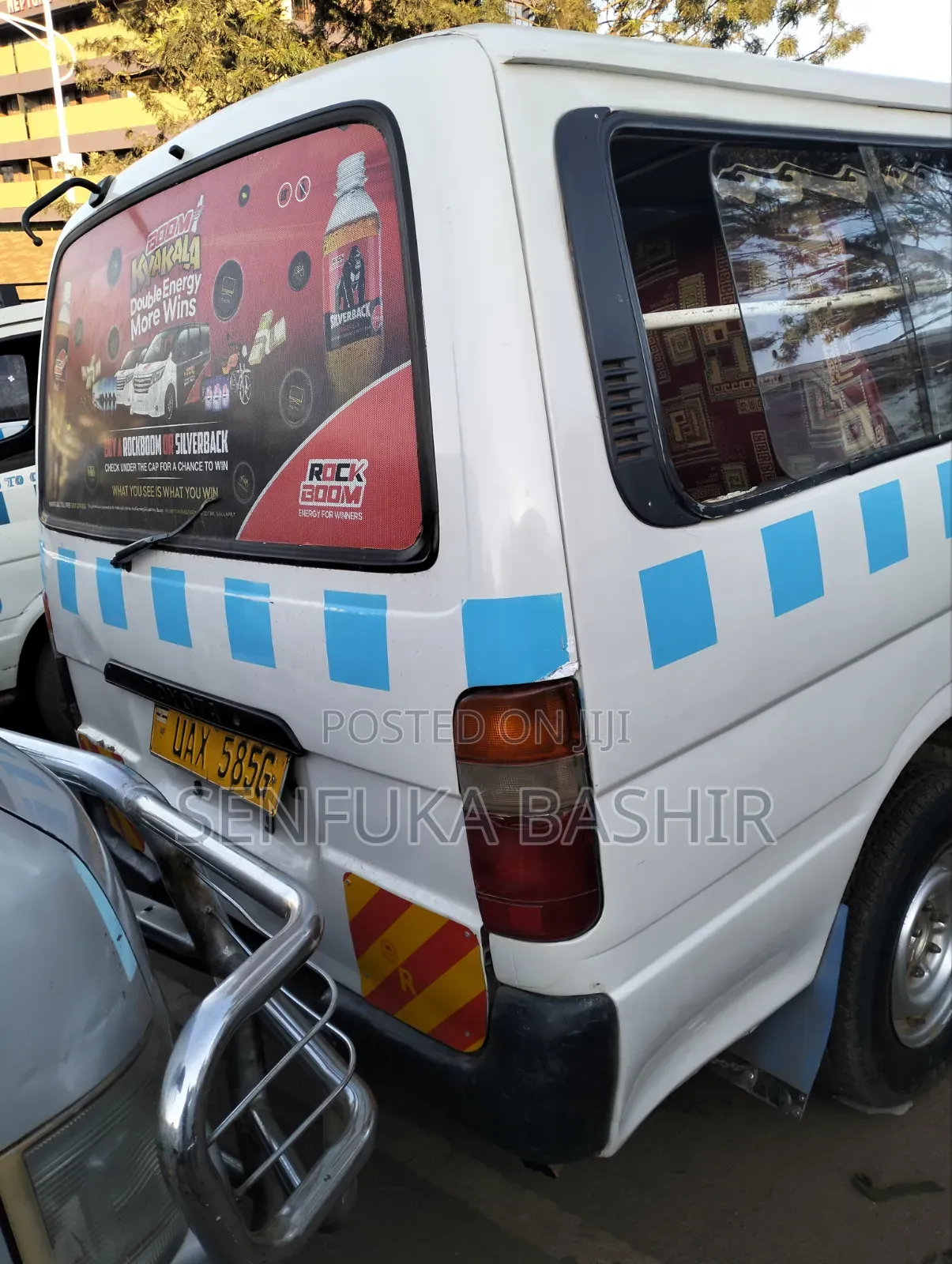 Toyota Grand HiAce 2000 White