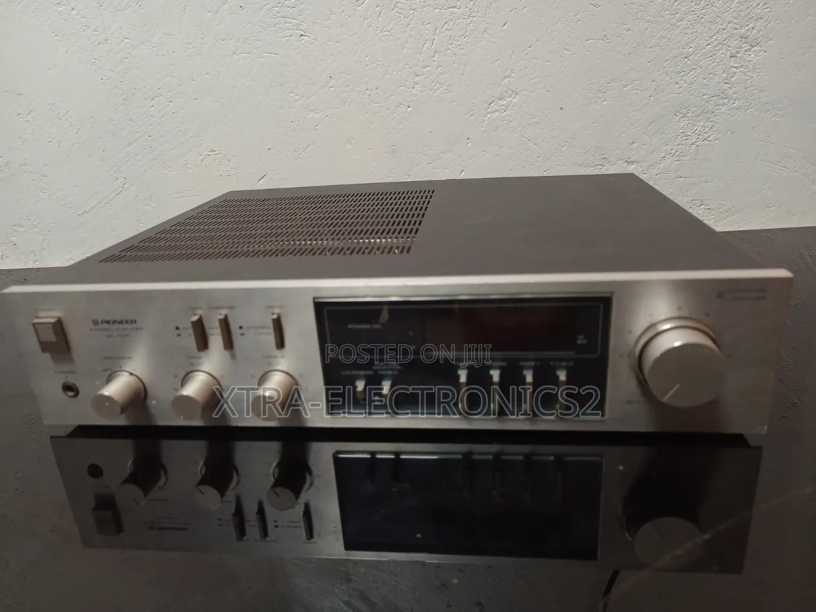 Vintage Pioneer Sa-7200 Stereo Amplifier in Good Condition