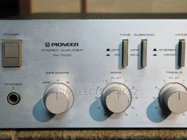 Vintage Pioneer Sa-7200 Stereo Amplifier in Good Condition