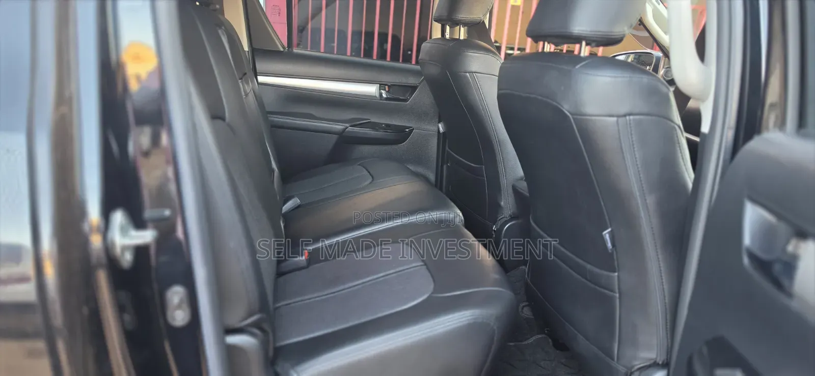 Toyota Hilux 2020 Black