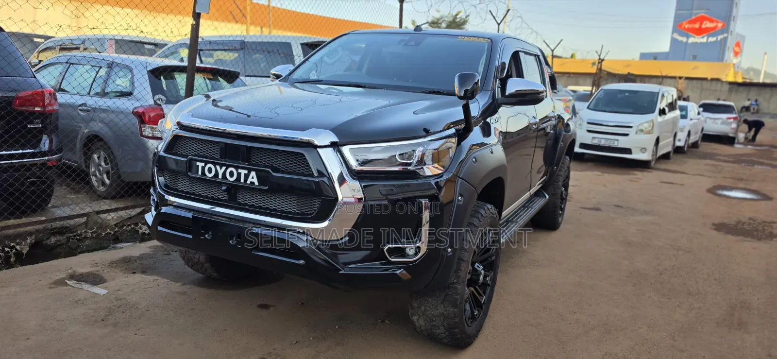 Toyota Hilux 2020 Black