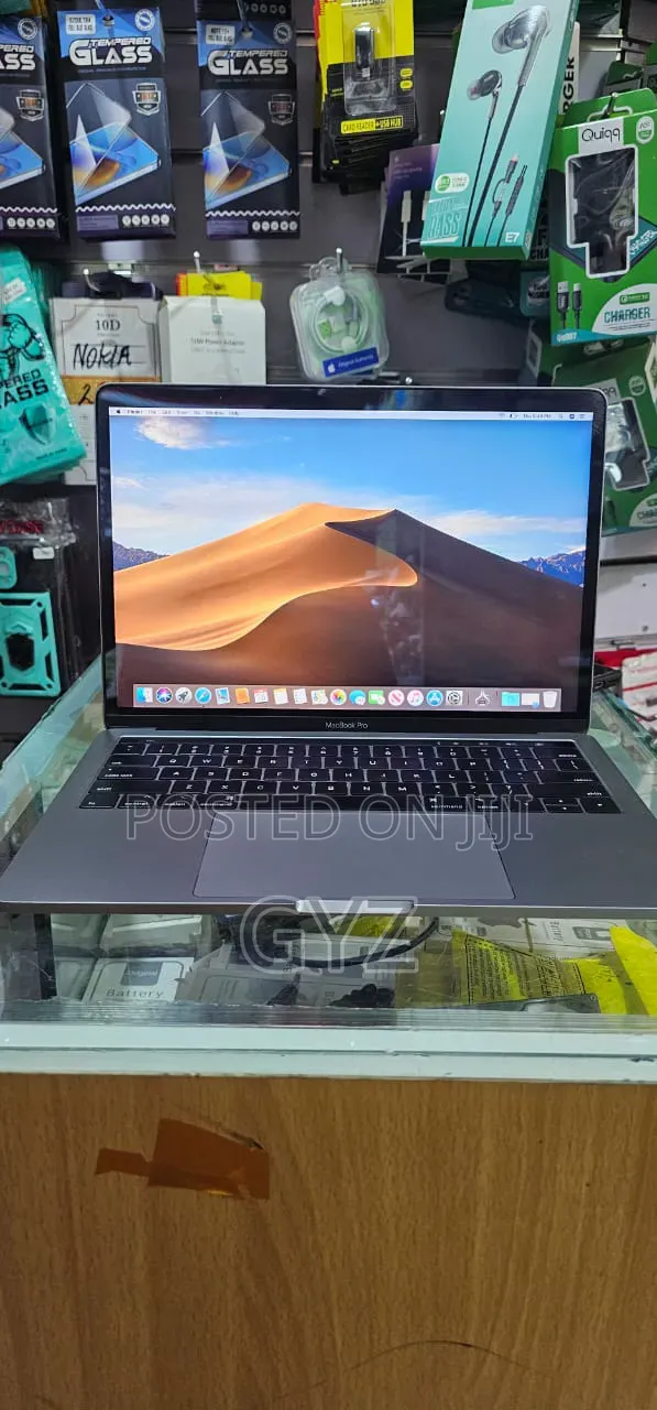 Laptop Apple MacBook Pro 2017 16GB Intel Core i7 SSD 1T