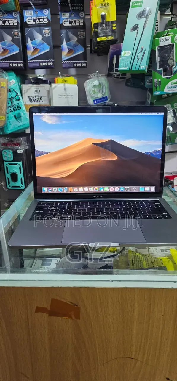Laptop Apple MacBook Pro 2017 16GB Intel Core i7 SSD 1T