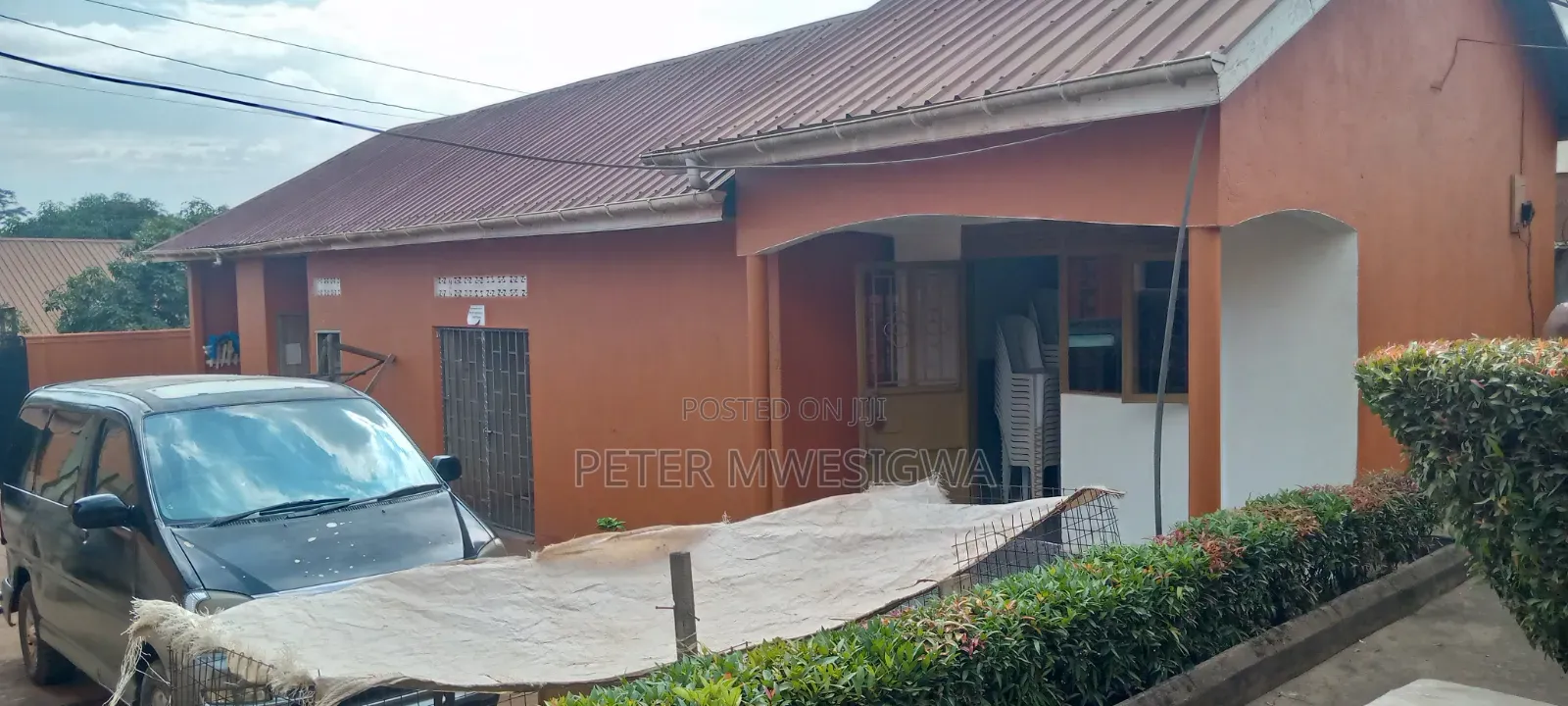 10bdrm House in Nabweru for sale