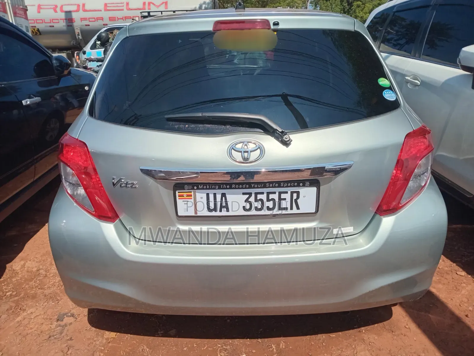 Toyota Vitz 2012 Silver