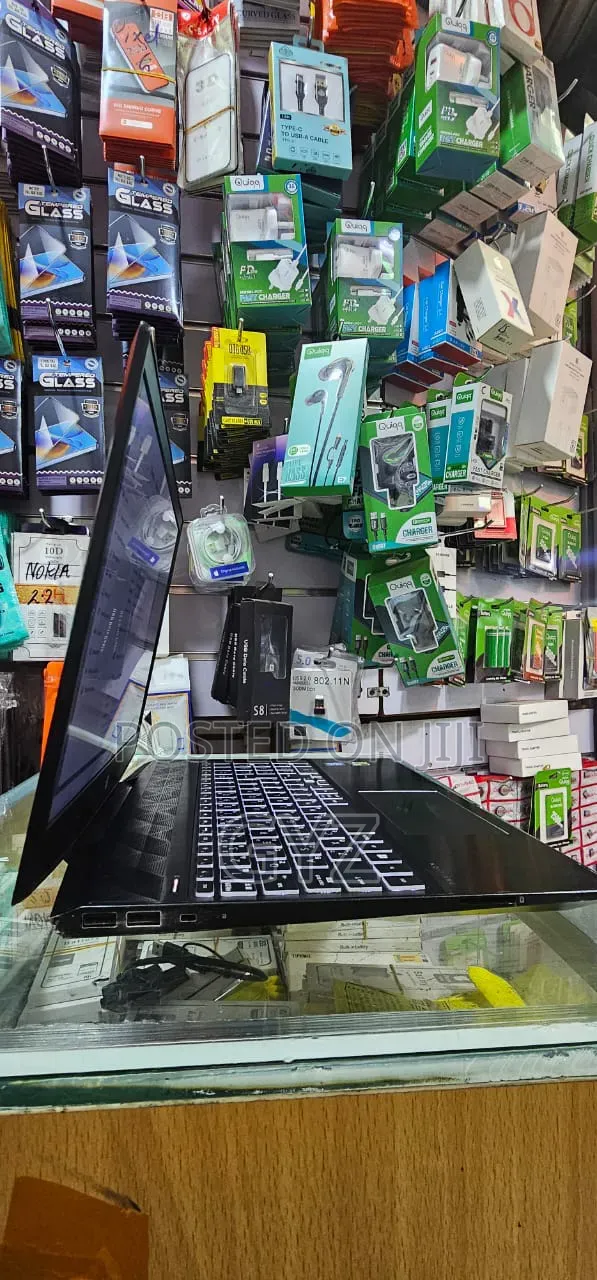 Laptop HP 15 8GB Intel Core i5 HDD+SSD 512GB